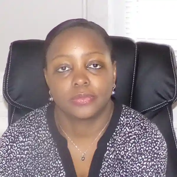 Maître Sylvanie Ngawa, avocate en droit du travail à Paris